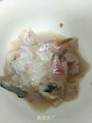 酸菜鱼的做法步骤：2