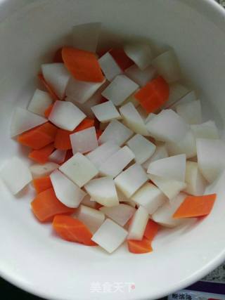 番茄????牛腩????的做法步骤：5