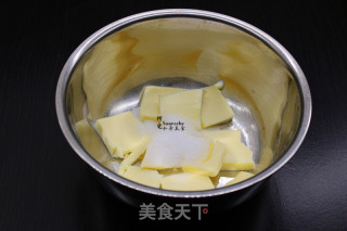 海苔肉松条的做法步骤：5