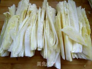 干锅白菜的做法步骤：1