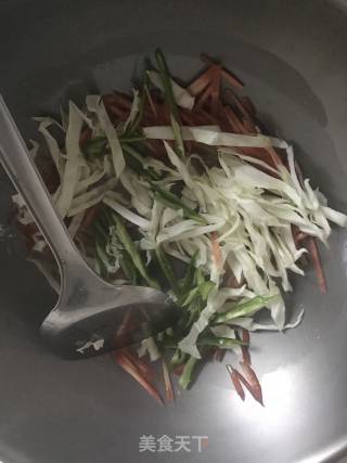 炒土豆粉的做法步骤：5