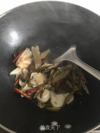 双椒爆鸭的做法步骤：5