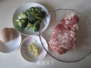 南煎丸子的做法步骤：1