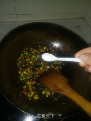 杂蔬淡菜干蒸饺的做法步骤：6