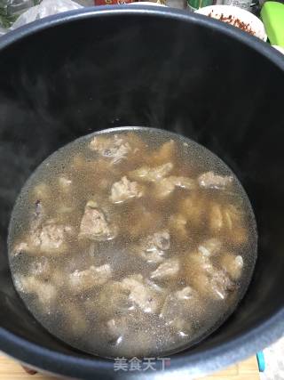 妈妈的味道—牛肉炖萝卜的做法步骤：8