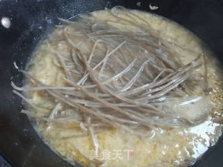 酸菜炖白肉粉条的做法步骤：12