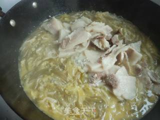 酸菜炖白肉粉条的做法步骤：15
