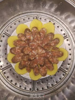 土豆蒸腊肠的做法步骤：6
