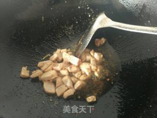 咖喱土豆鸡肉饭的做法步骤：2