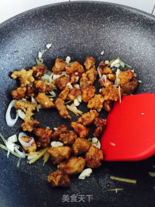 糖醋肉段的做法步骤：6
