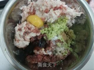 红烧狮子头的做法步骤：4