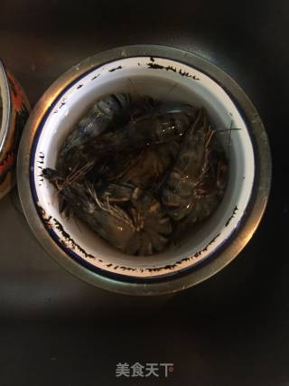 超简单零失败基围虾的做法步骤：1