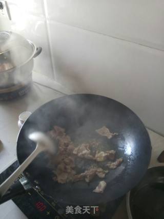 肉炒蒜苔的做法步骤：3