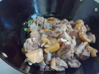 #东北名菜#小笨鸡炖榛蘑的做法步骤：5