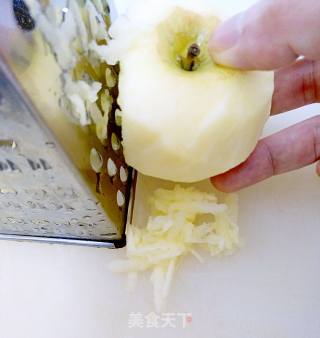 苹果饼的做法步骤：2