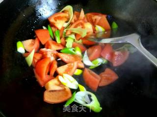 #妈妈的味道#西红柿烧银鱼的做法步骤：5