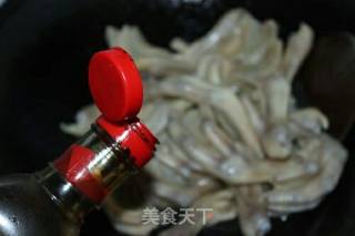 红烧鸭掌的做法步骤：6