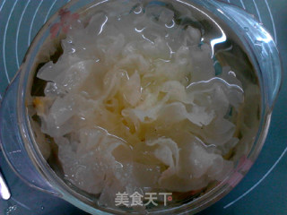白果苹果银耳羹的做法步骤：3