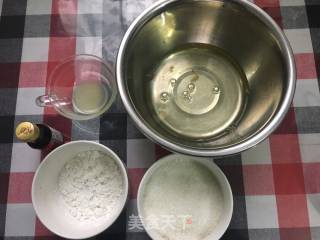 帕夫洛娃蛋糕～Pavlova的做法步骤：1