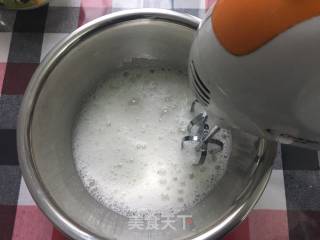 帕夫洛娃蛋糕～Pavlova的做法步骤：2
