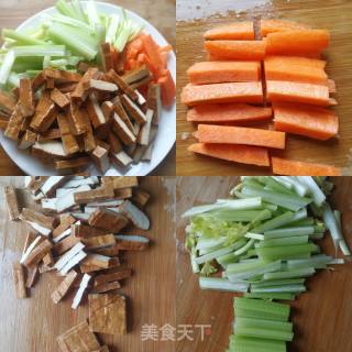 芹菜炒豆腐干的做法步骤：2