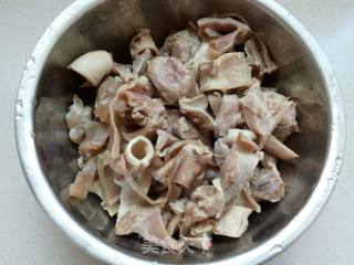 护心肉炖土豆的做法步骤：3