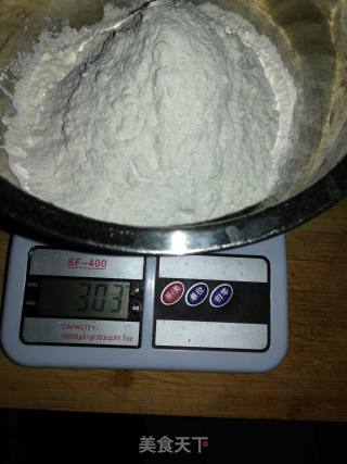 自制简单油条的做法步骤：1