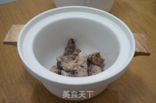 玉米皇椰腔骨汤的做法步骤：3