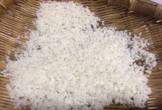 果味糯米凤梨（菠萝）饭的做法步骤：3
