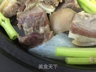 清炖羊肉煲的做法步骤：10