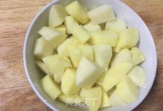 不用蒸不用捣的黑椒培根土豆泥的做法步骤：2