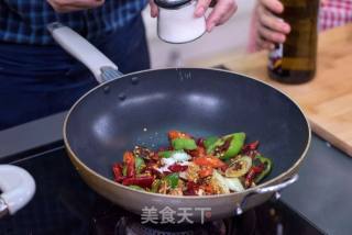 詹姆士版香辣帝王蟹的做法步骤：16