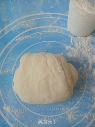 家常葱油饼的做法步骤：4