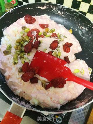 小玫瑰花朵牛轧糖的做法步骤：5