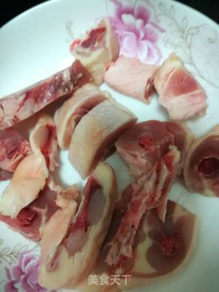 腐竹焖鸡肉的做法步骤：2