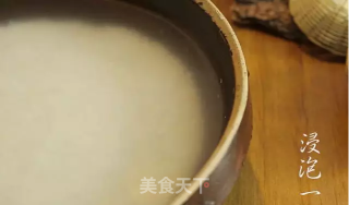 潮汕猪肠糯米的做法步骤：1