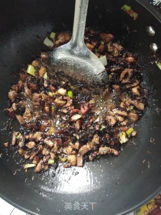 梅菜扣肉的做法步骤：5