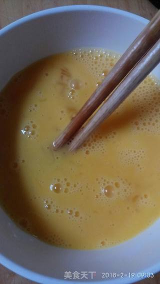 芹菜炒鸡蛋的做法步骤：4