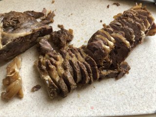 自制卤牛肉的做法步骤：10