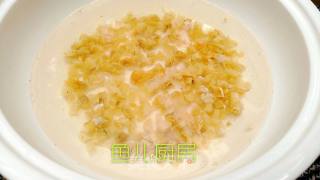 姜汁咸鱼红菜杆──“鱼儿厨房”私房菜的做法步骤：8