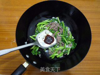 牛肉炒菜心的做法步骤：10