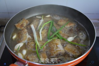 红烧带鱼的做法步骤：5