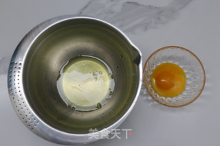 海绵分蛋法黑豆浆甜甜圈蛋糕的做法步骤：6