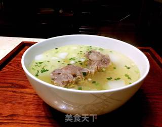 牛尾萝卜汤的做法步骤：9