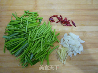 空心菜炒肉丝的做法步骤：2