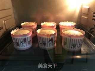 肉松杯子蛋糕的做法步骤：10