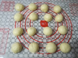 杏仁片小餐包的做法步骤：4