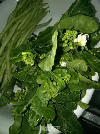 芥蓝炒豆腐的做法步骤：1