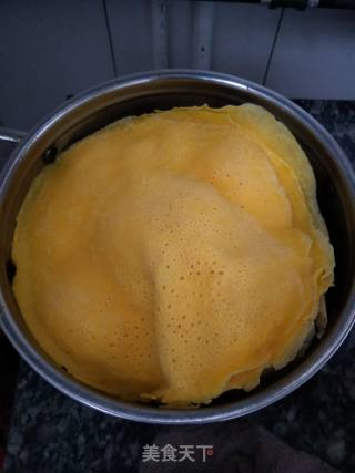 蛋饼生菜卷的做法步骤：1