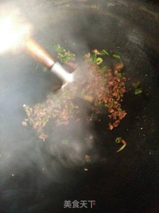 爆炒兔肉的做法步骤：4